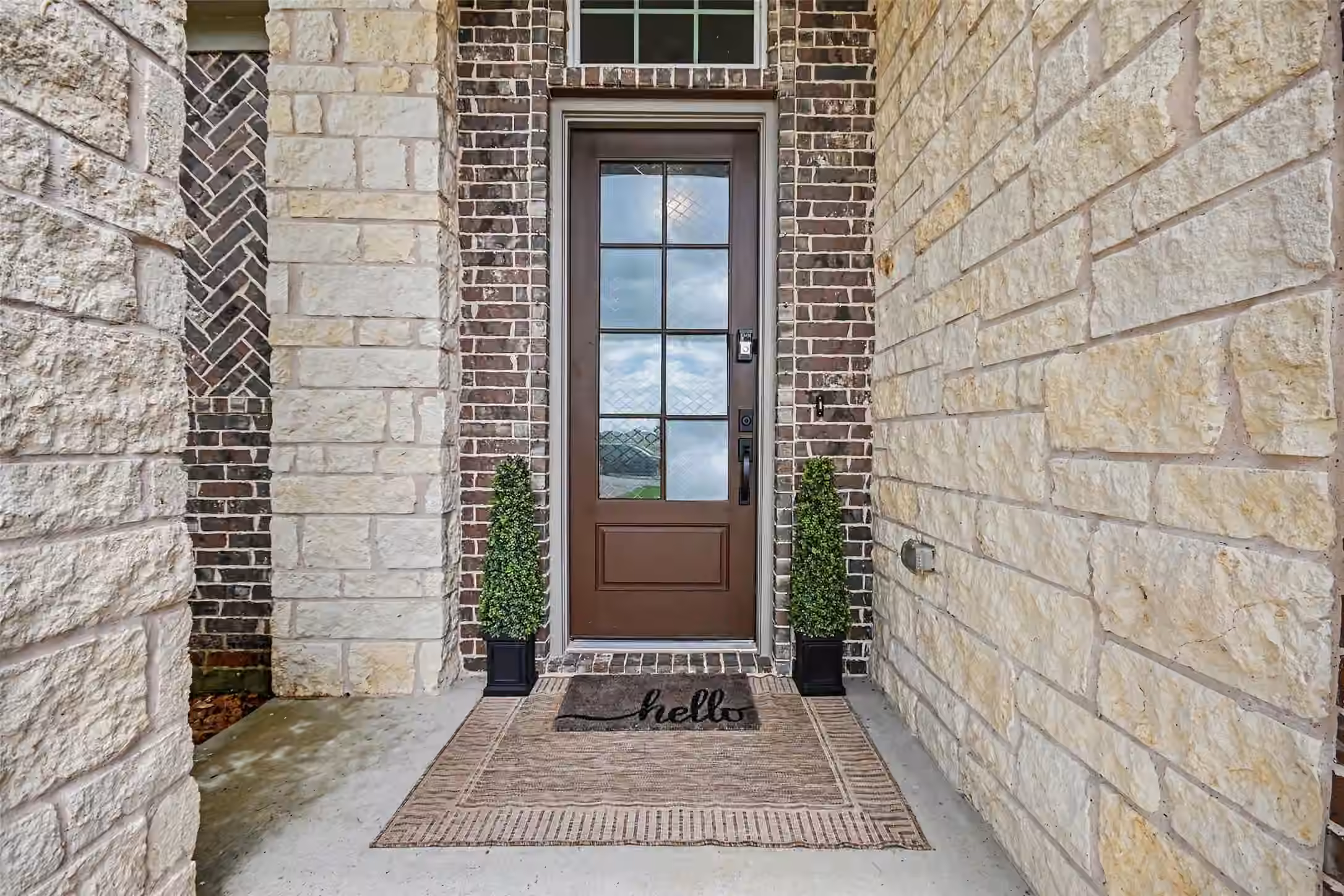 Photo 4 of 2131 Tioga View Drive, Rosharon, TX