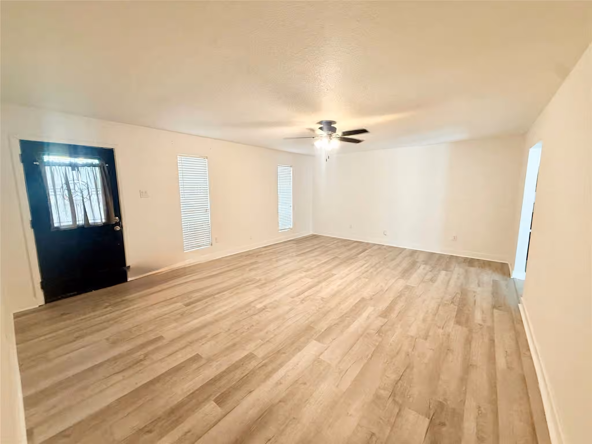 Photo 4 of 1310 Valley Drive, Angleton, TX