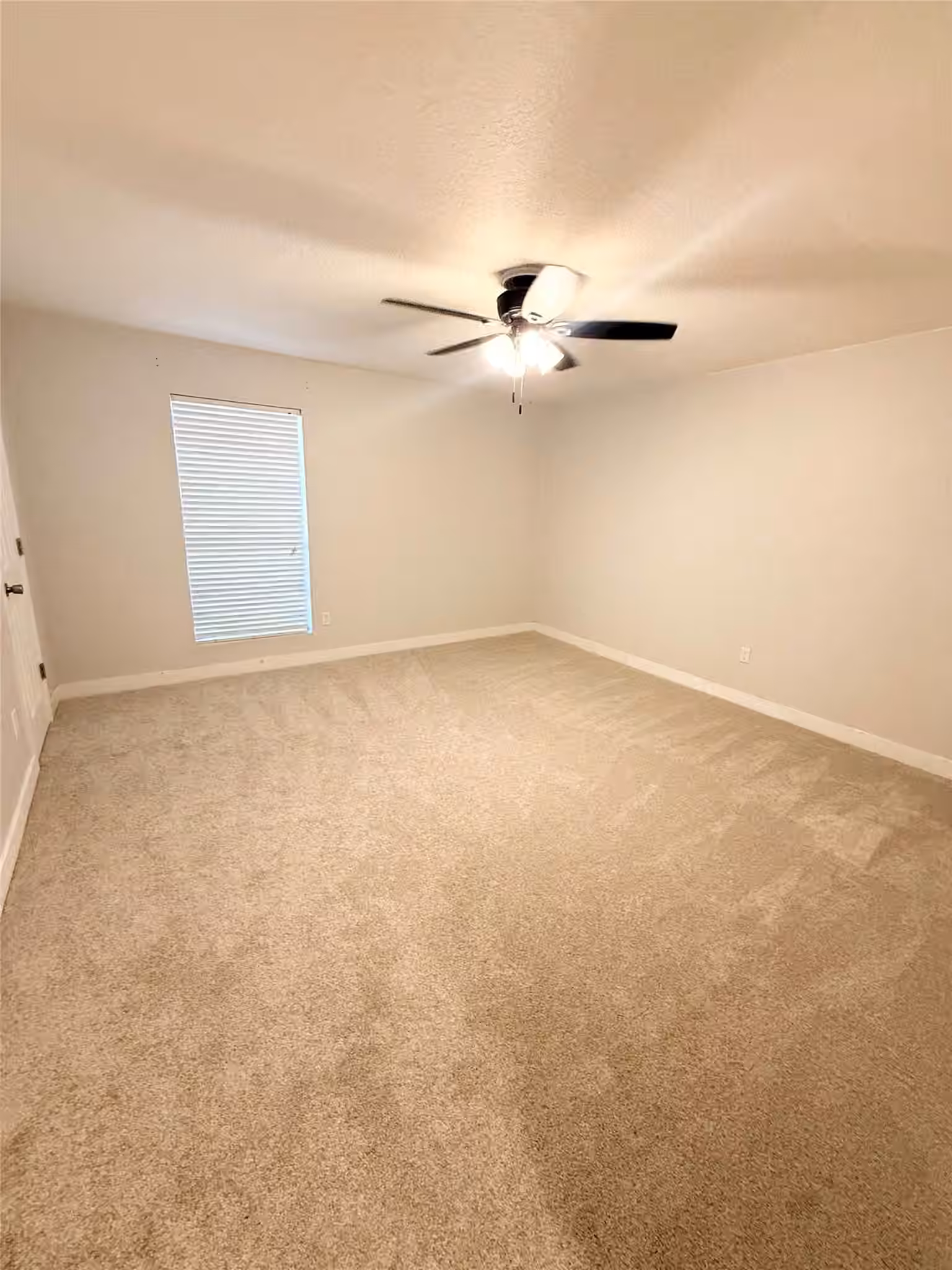 Photo 7 of 1310 Valley Drive, Angleton, TX