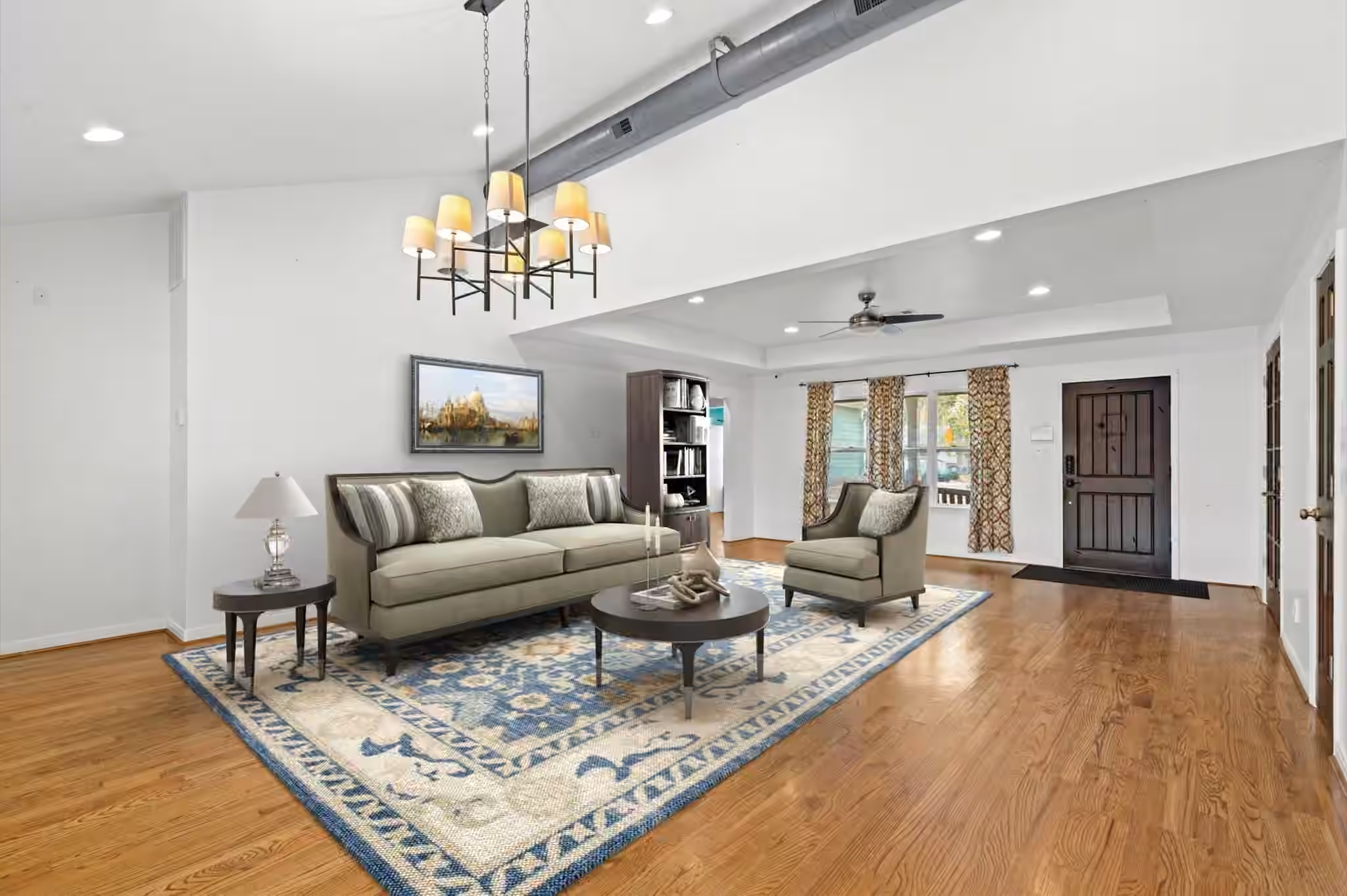 Photo 3 of 1526 Adkins Road, Houston, TX