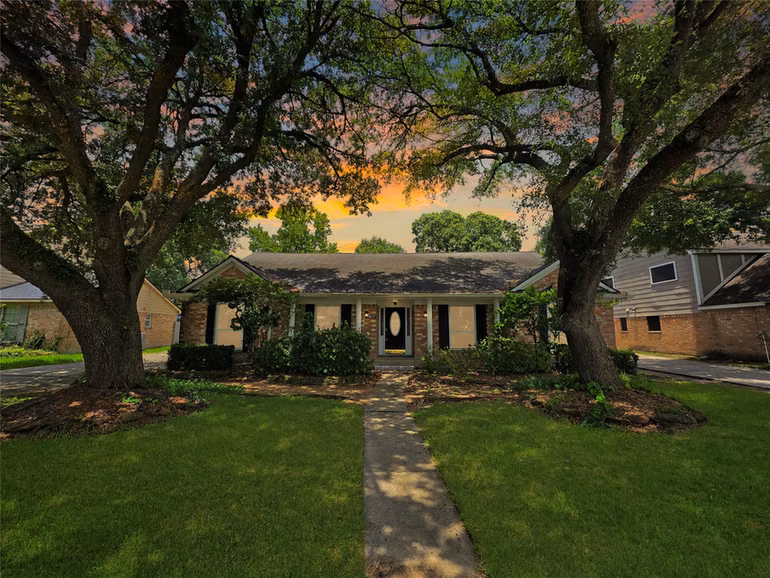 Photo of 7907 12th Fairway Lane, Humble, TX 77346