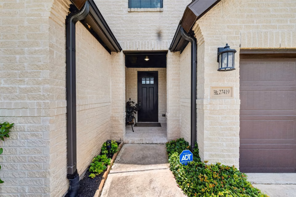 Photo 5 of 27419 Parker Spring Court, Katy, TX