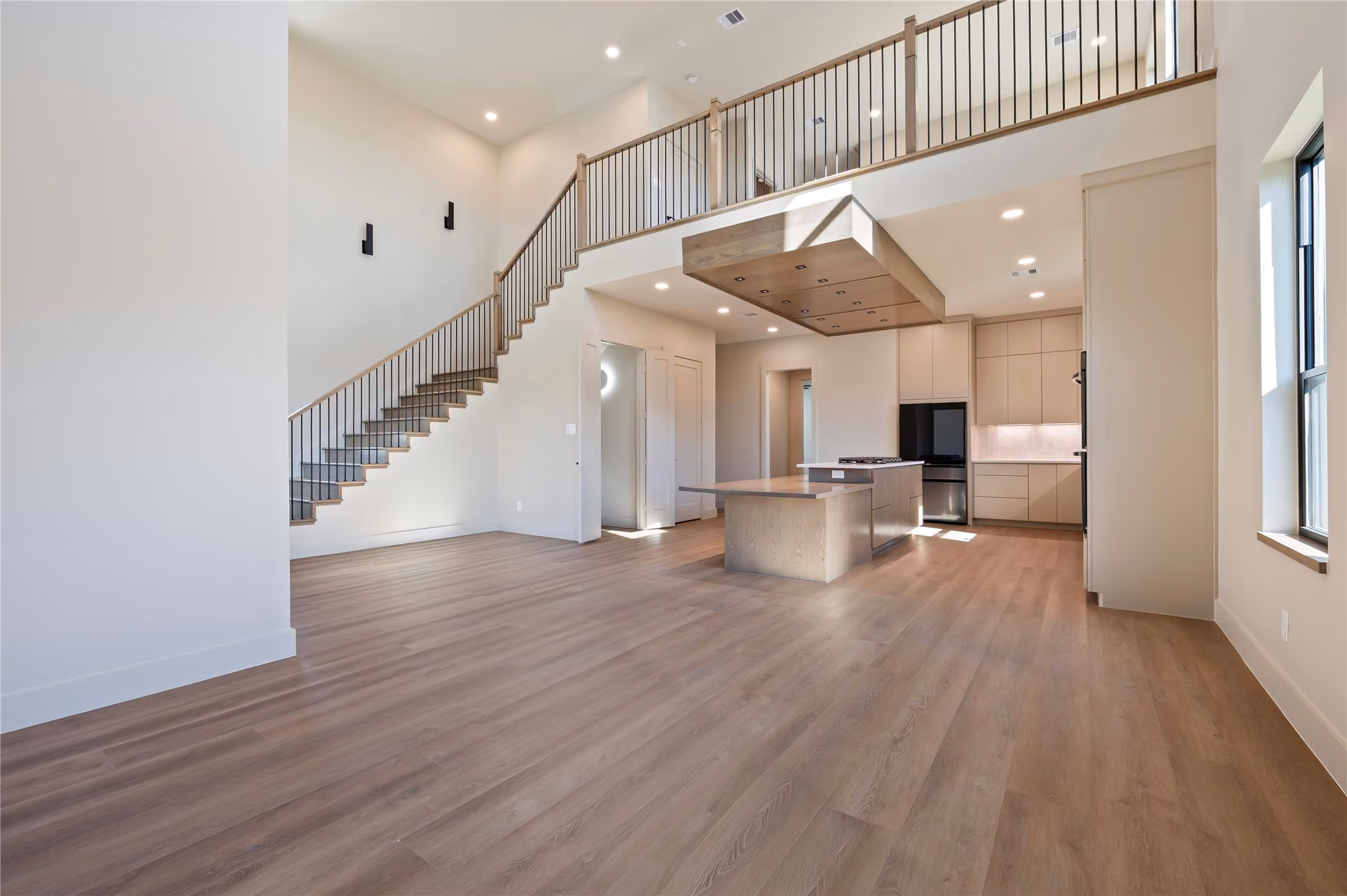Photo of 701 Pine Road Road, Clear Lake Shores, TX