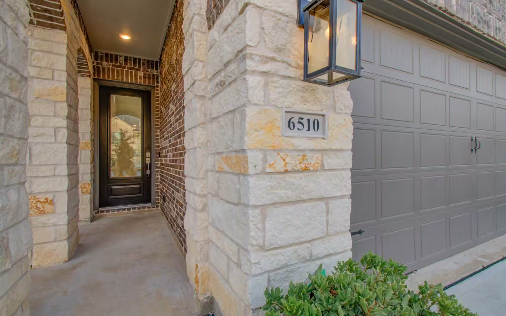 Photo 4 of 6510 Bramble Cove Lane, Fulshear, TX