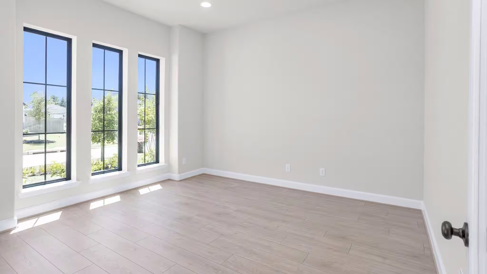 Photo 5 of 26720 Stockton Trail, Magnolia, TX