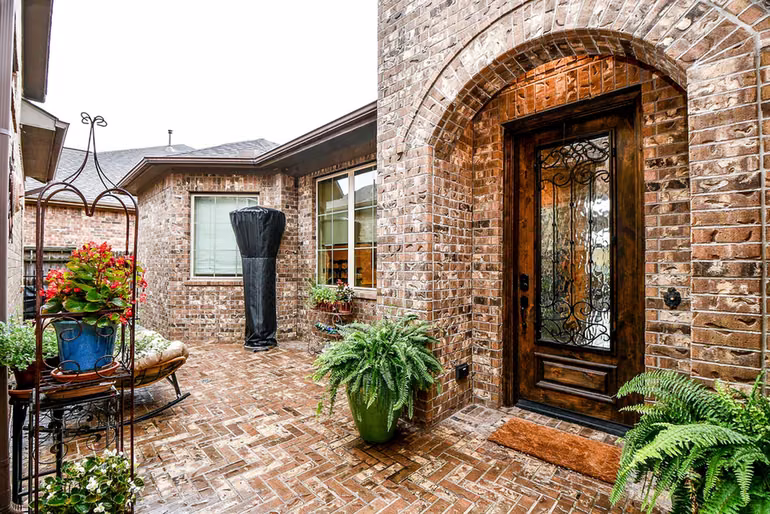 Photo 4 of 29011 Concan Crossing Court, Katy, TX
