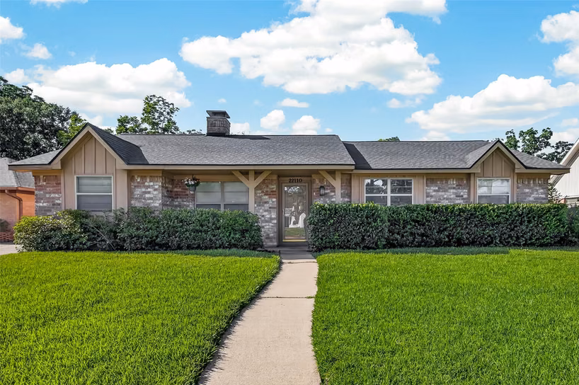 Photo 2 of 22110 Provincial Boulevard, Katy, TX