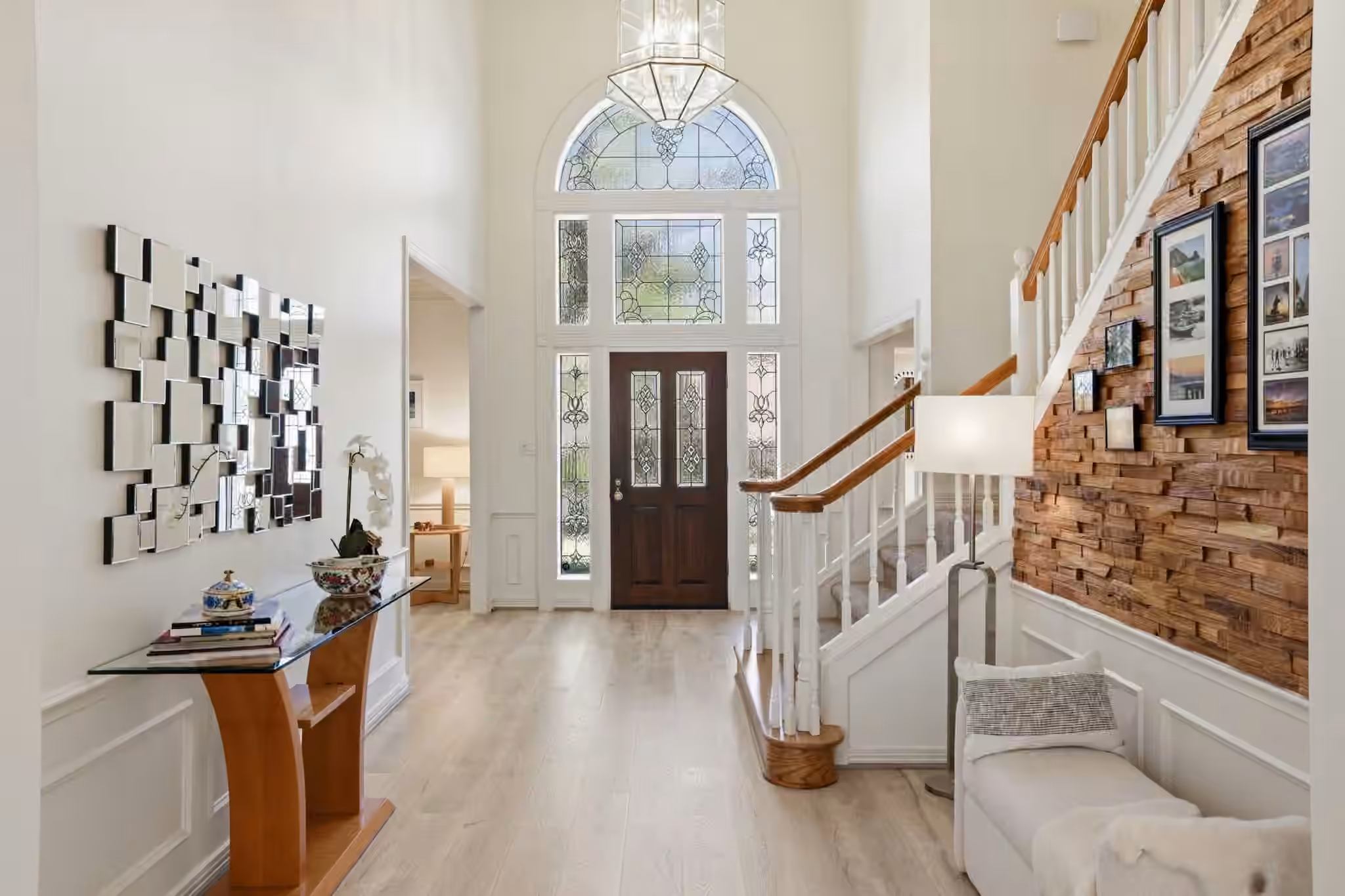 Photo 6 of 4519 Castlewood Street, Sugar Land, TX