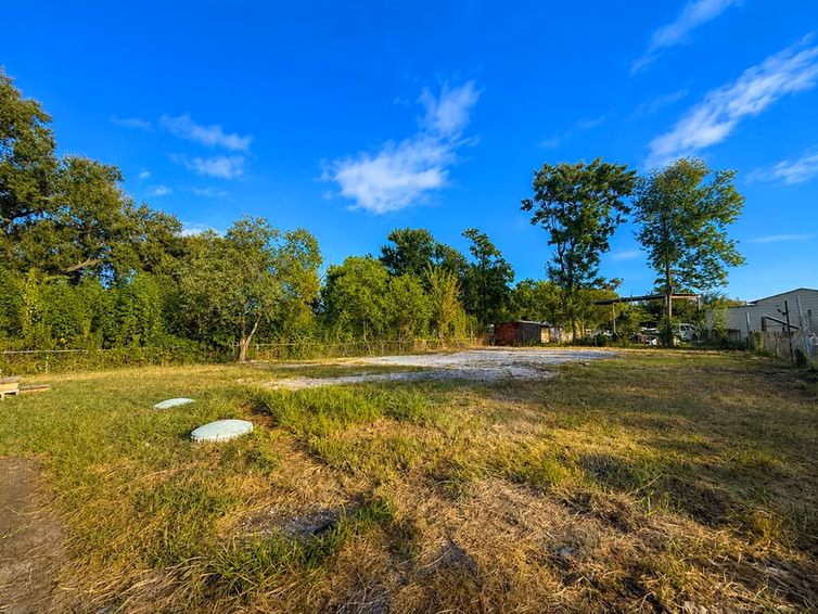 Photo 2 of 13013 Gladden Drive, Houston, TX