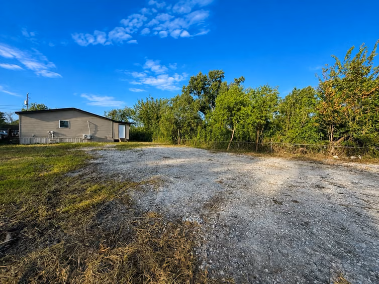Photo 3 of 13013 Gladden Drive, Houston, TX