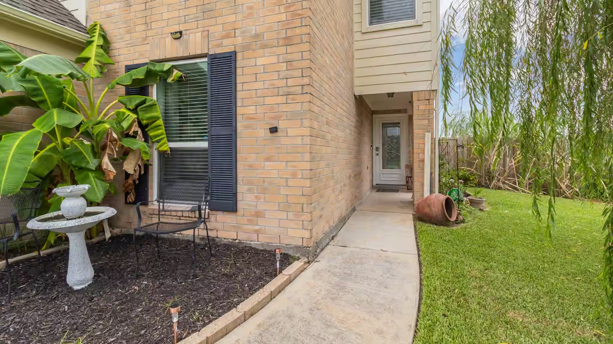 Photo 3 of 18743 N Young Elm Circle, Houston, TX
