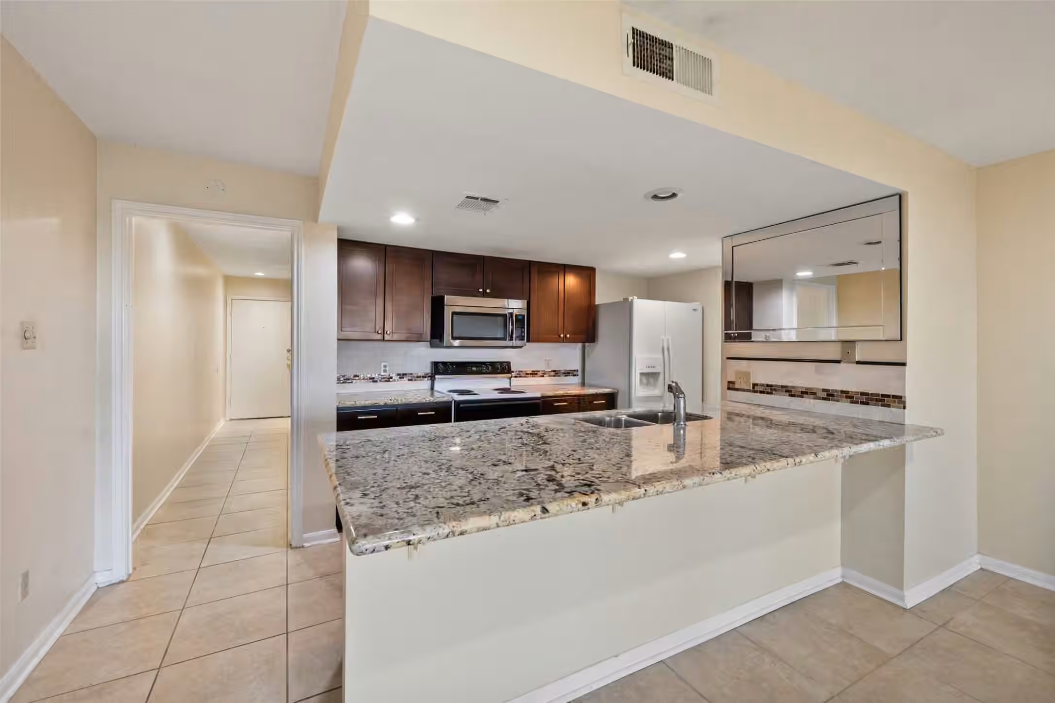 Photo 7 of 15575 Marina Drive 123A, Conroe, TX