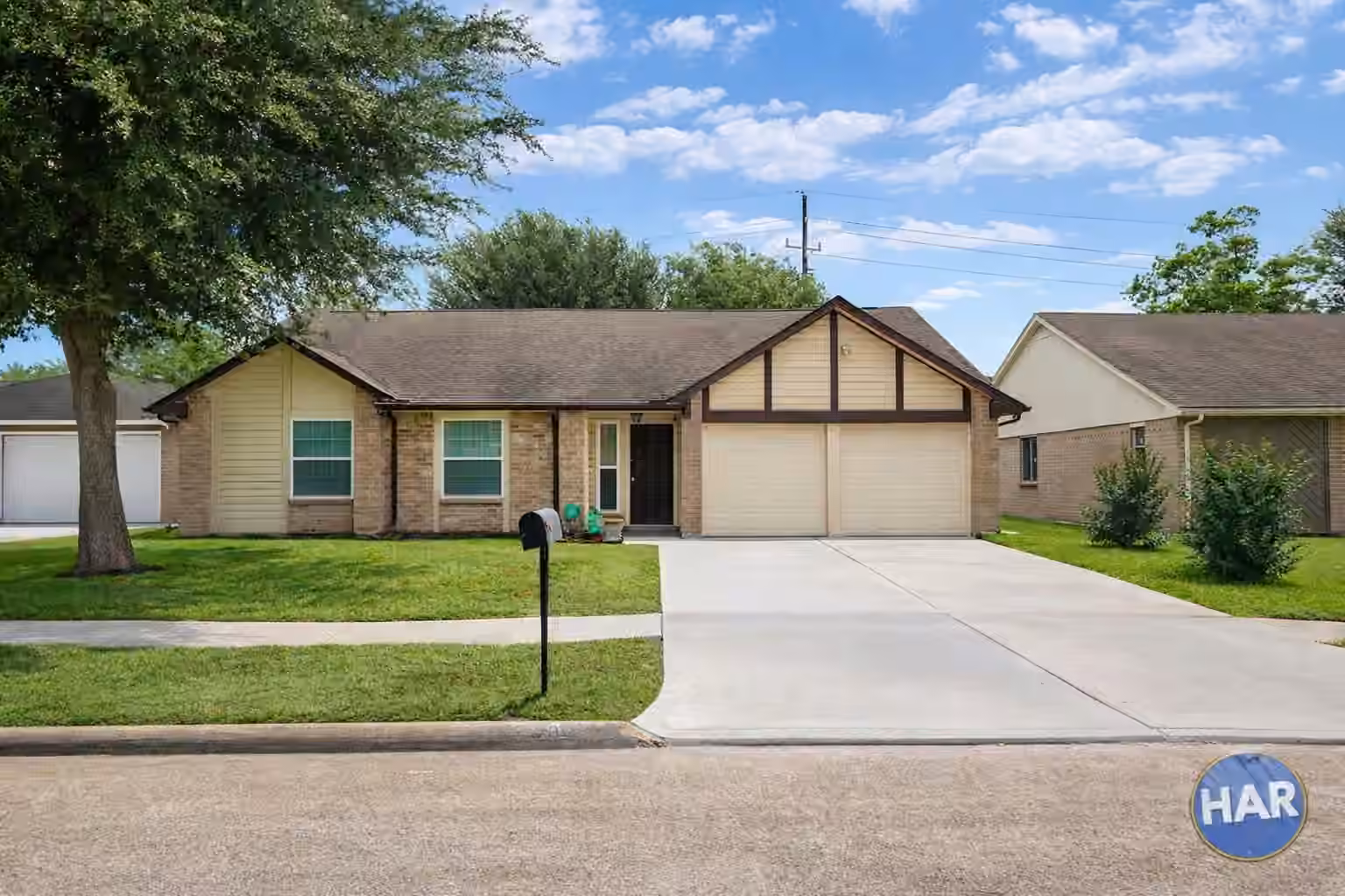 Photo of 3403 Honey Creek Drive, Houston, TX 77082