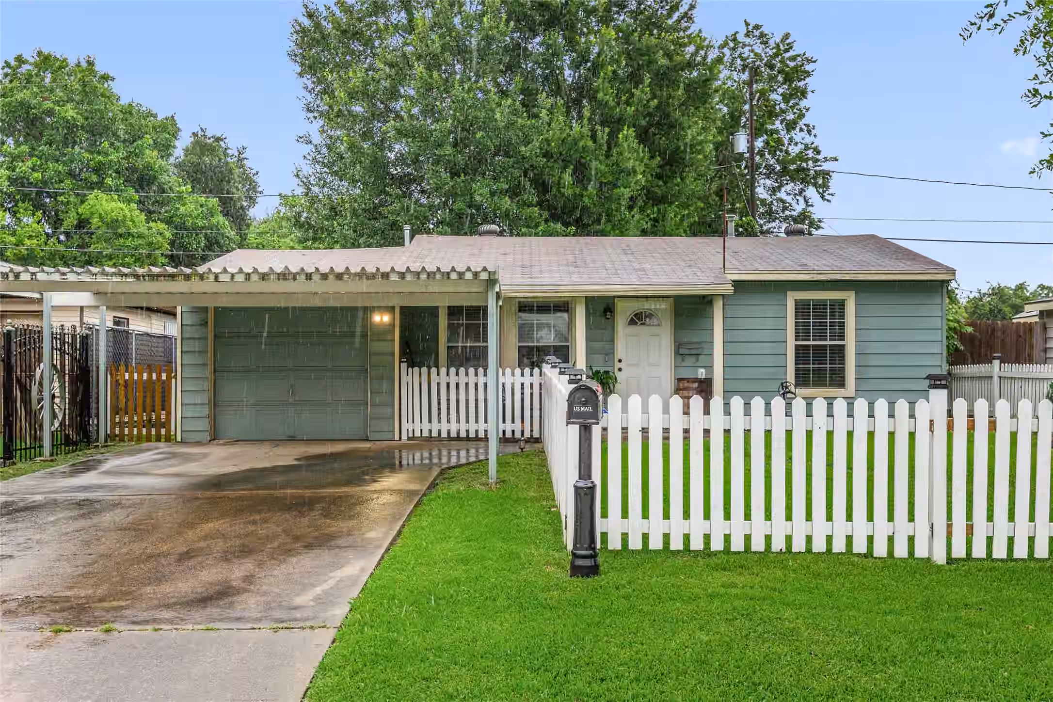 Photo of 8112 Milredge Street, Houston, TX