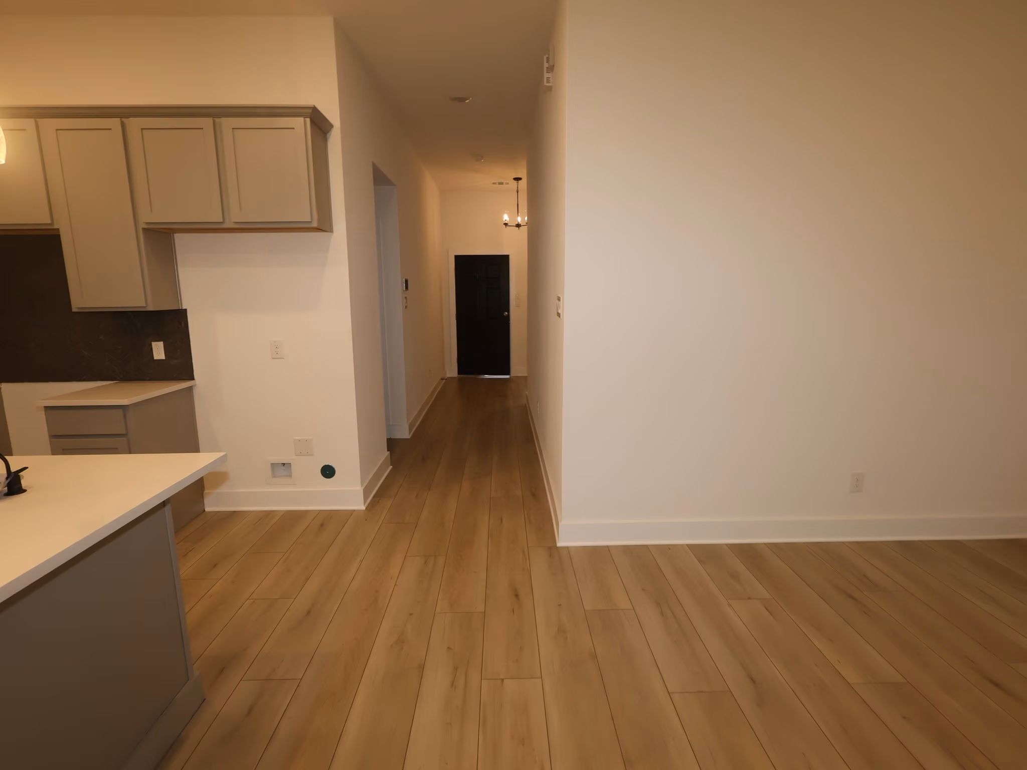 Photo 5 of 13925 Baikal Manor Drive, Santa Fe, TX
