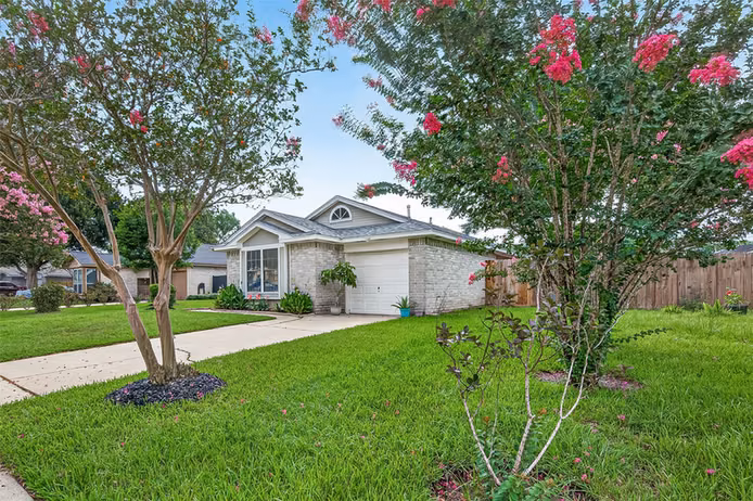 Photo 2 of 6718 Bluebottle Lane, Katy, TX