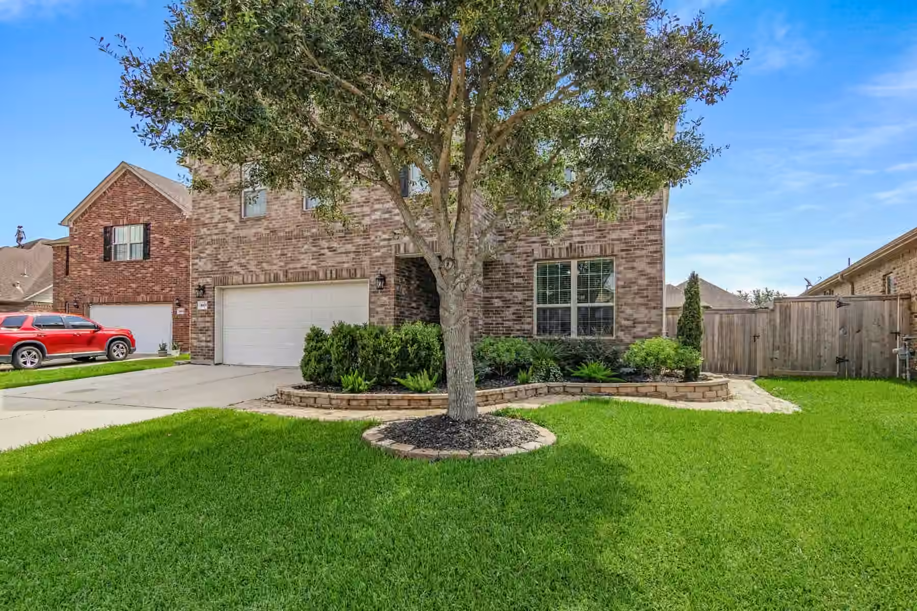 Photo 3 of 1411 Silver Rings Court, Pearland, TX