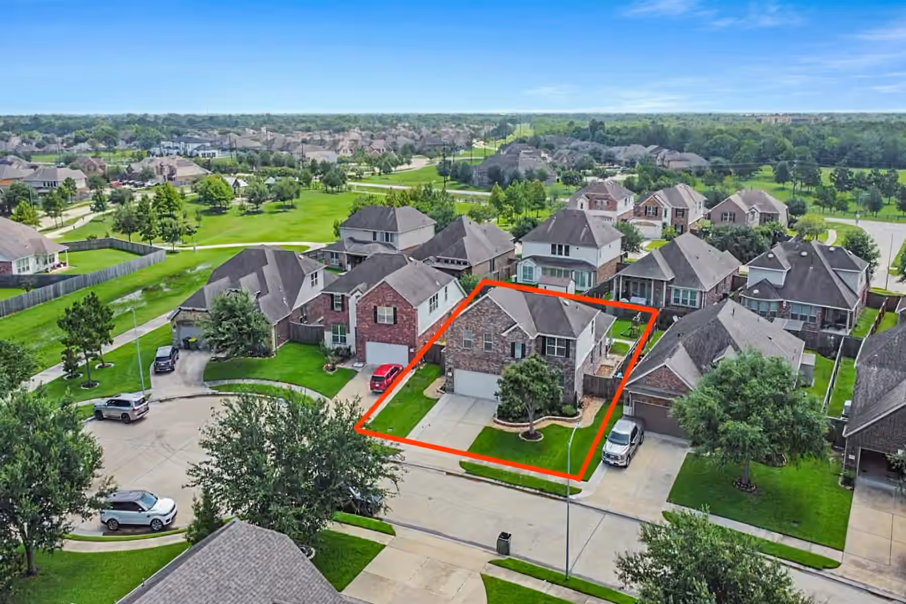 Photo 5 of 1411 Silver Rings Court, Pearland, TX
