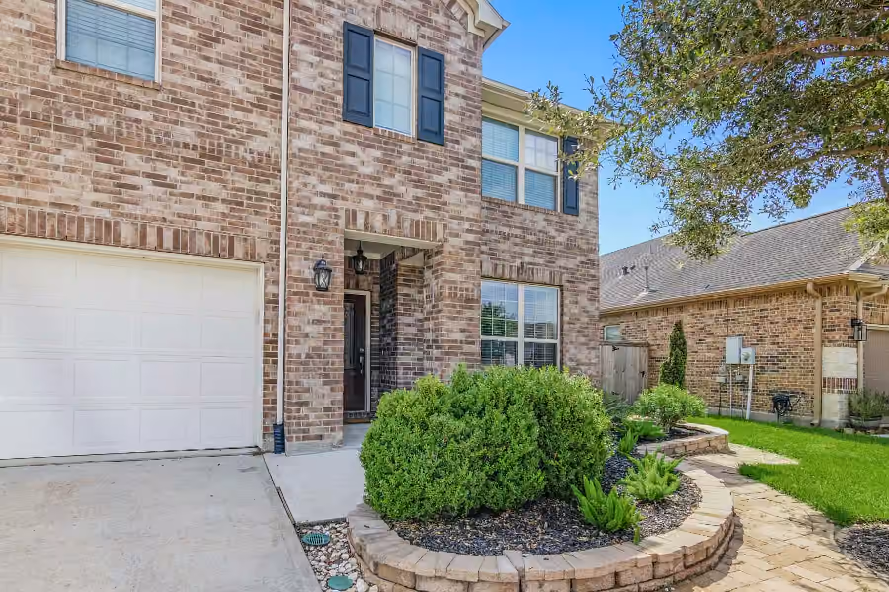 Photo 6 of 1411 Silver Rings Court, Pearland, TX