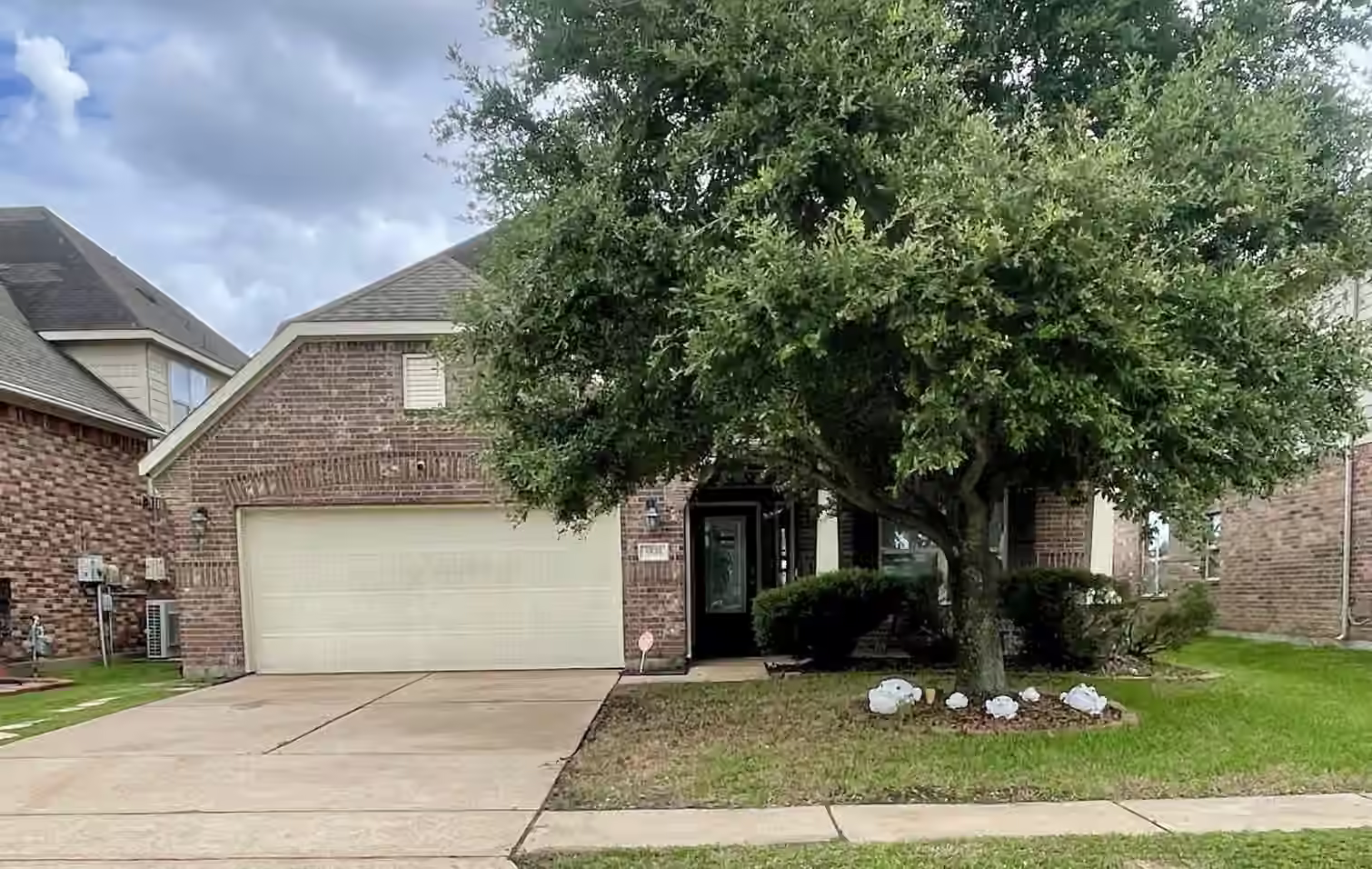 Photo of 5939 Northcrest Village Way, Spring, TX
