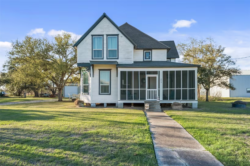 Photo of 409 Lewis Street, Matagorda, TX