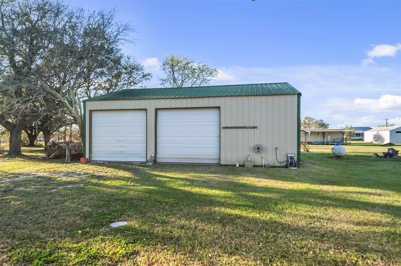 Photo 6 of 409 Lewis Street, Matagorda, TX