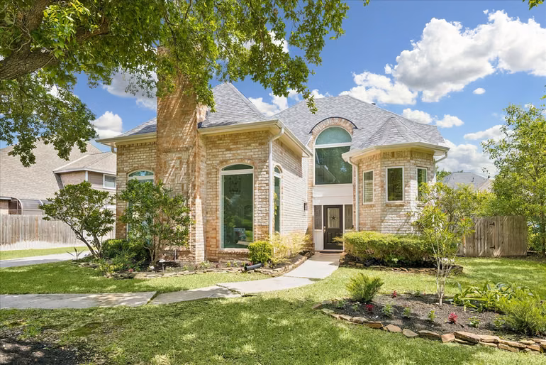 Photo of 17902 Fernbluff Drive, Spring, TX