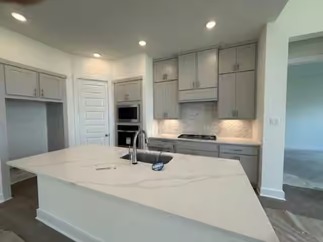 Photo 3 of 26106 Mossy Greens Drive, Katy, TX