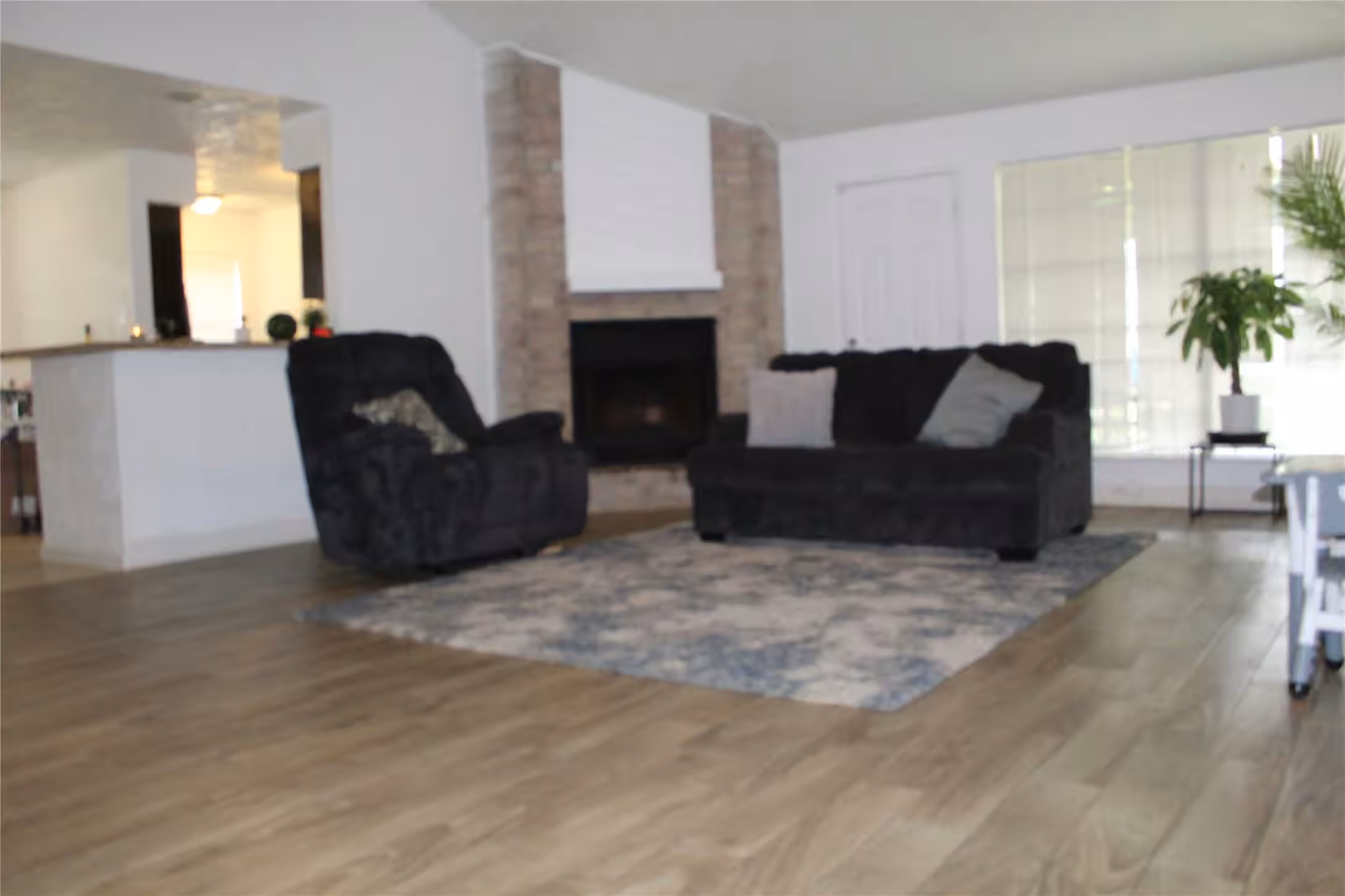 Photo 3 of 710 Brookford Drive, Missouri City, TX