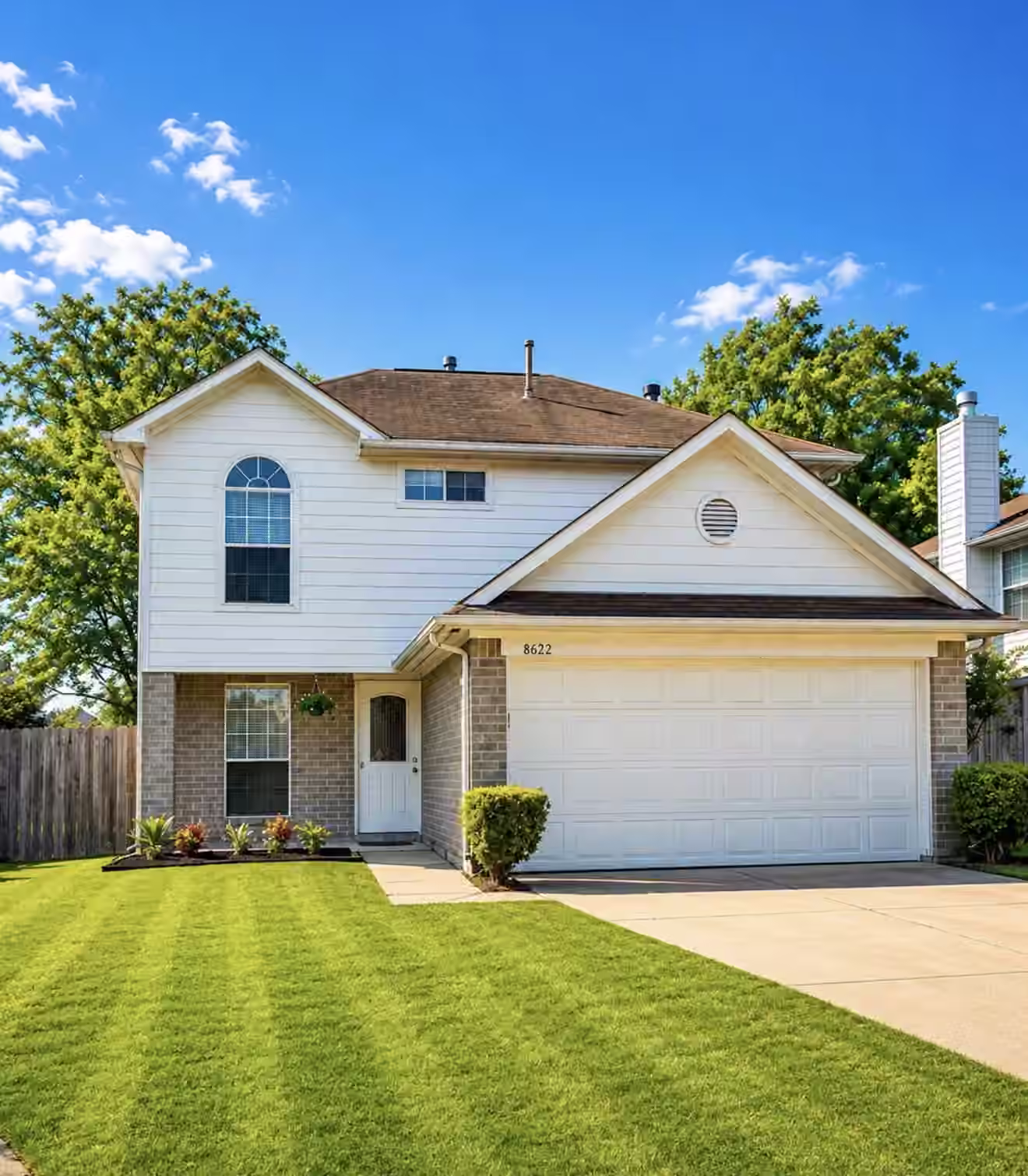 Photo 2 of 8622 Elm Lake Dr, Houston, TX