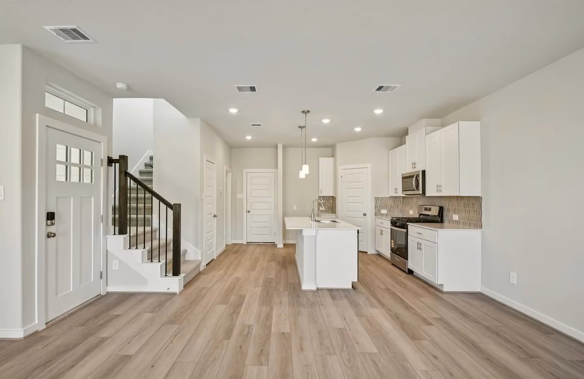 Photo 2 of 1026 Cedar Place Lane, Houston, TX