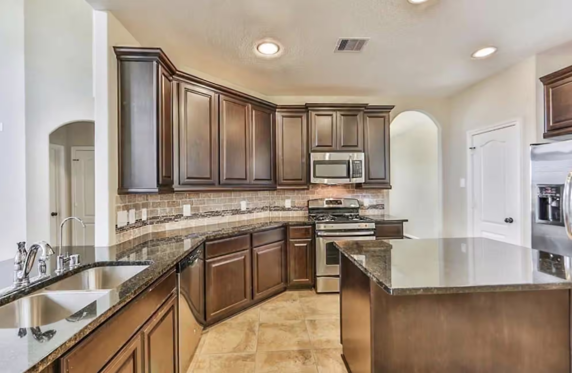 Photo 3 of 28807 Mayes Bluff Drive, Katy, TX