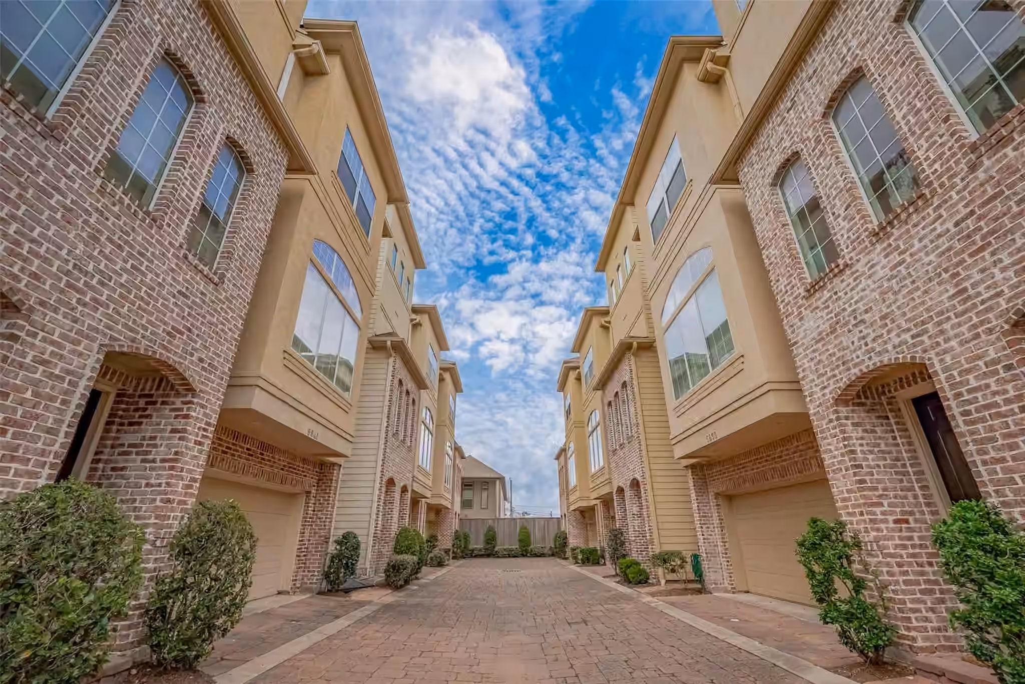 Photo 7 of 5938 Kansas Street, Houston, TX
