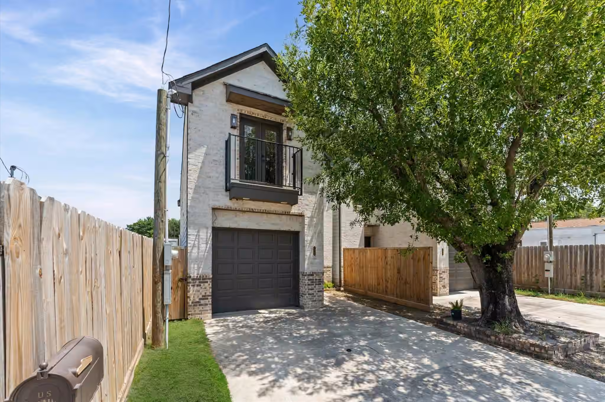 Photo 3 of 7325 Market Street, Houston, TX