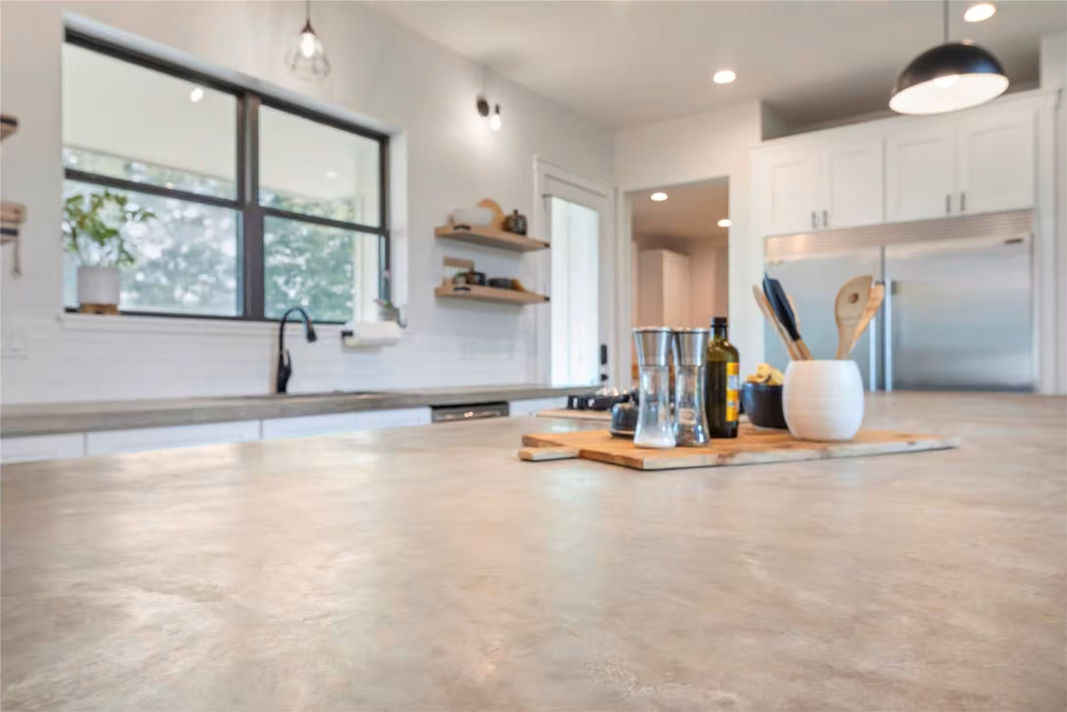 Photo 7 of 1400 Hicks Street, Tomball, TX