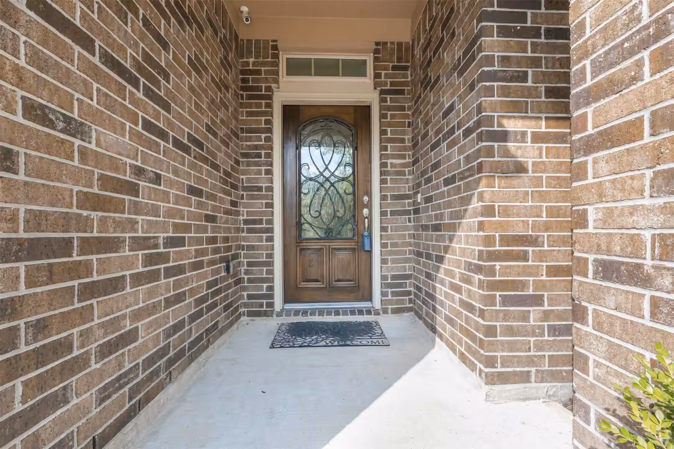 Photo 4 of 24515 Flora Meadow Drive, Spring, TX