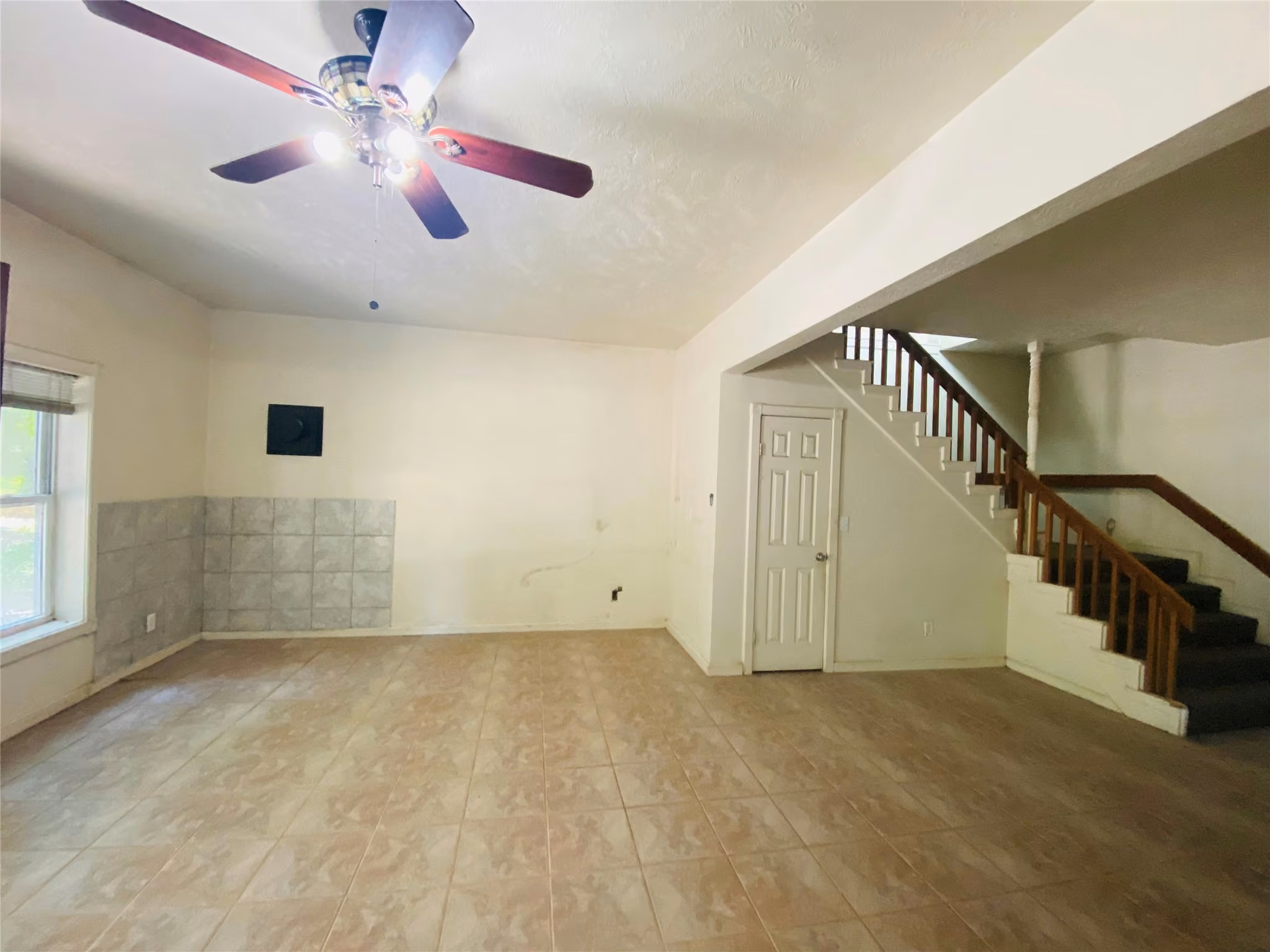 Photo 4 of 2500 Southline Road, Conroe, TX