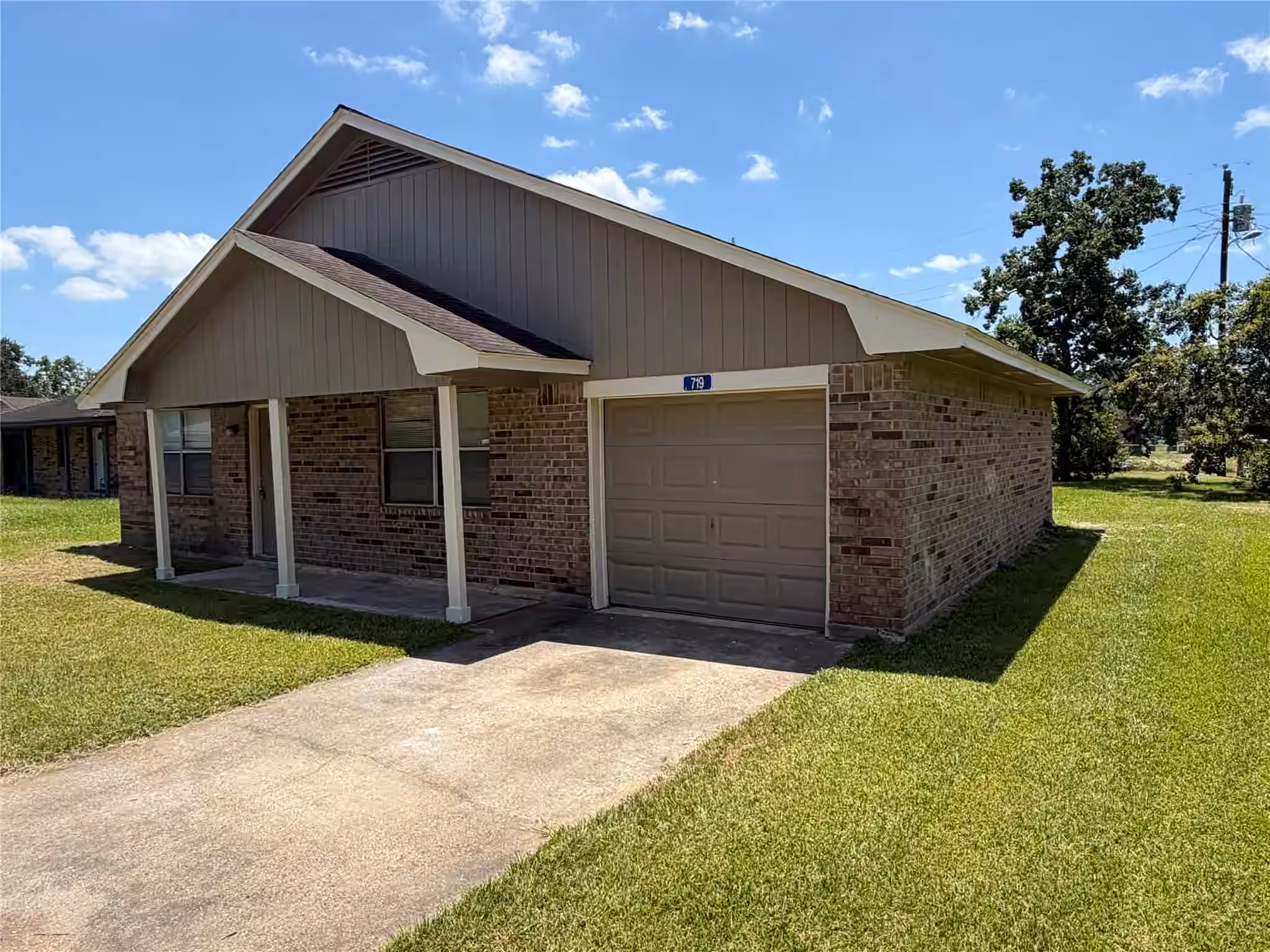 Photo of 719 Pine Terrace Road, Prairie View, TX