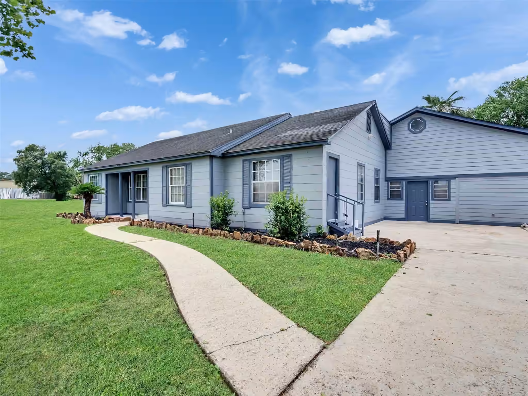 Photo of 2000 Bob Smith Road, Baytown, TX 77521