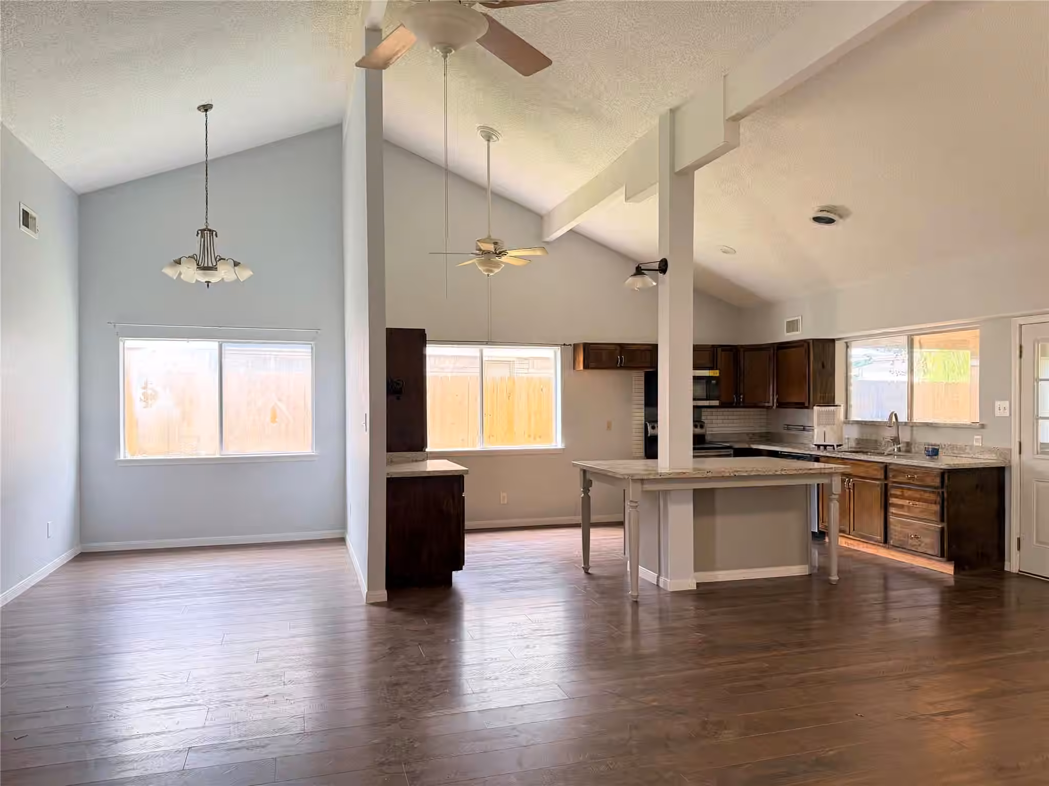 Photo 4 of 804 Driftwood Street, League City, TX