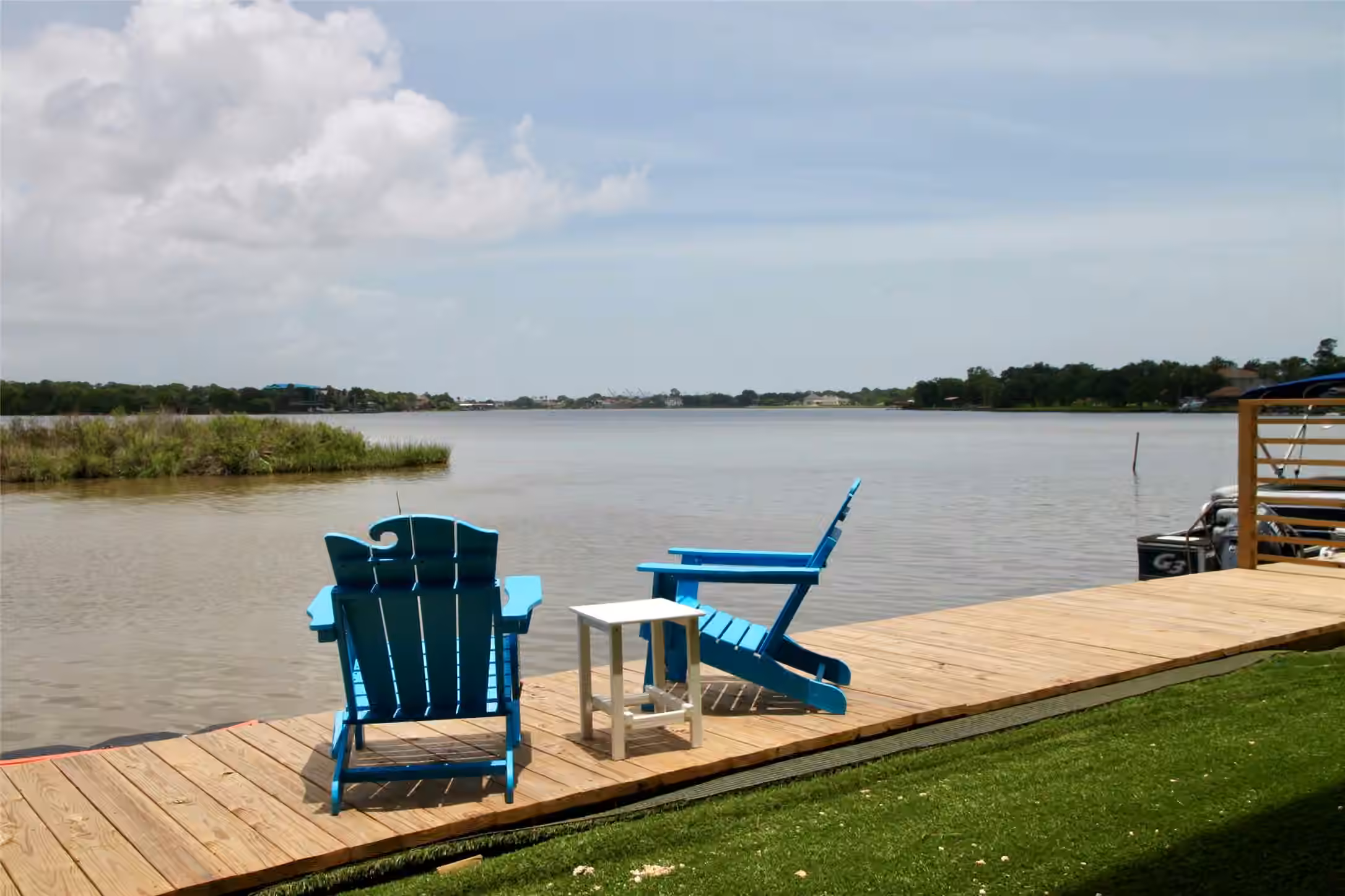 Photo of 25 Cmdr Runco Lane, Taylor Lake Village, TX