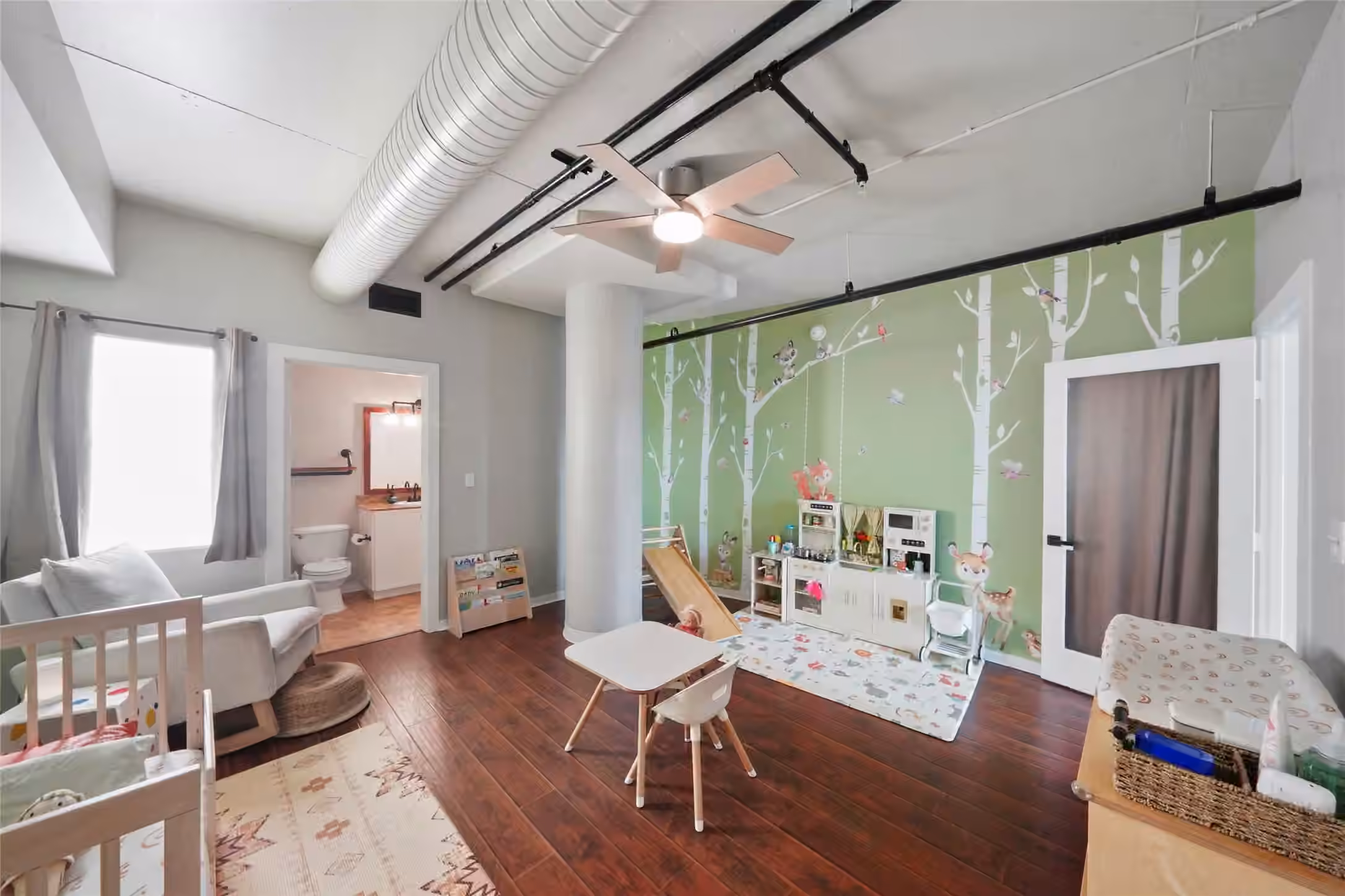 Photo 6 of 2000 Bagby Street 7418, Houston, TX