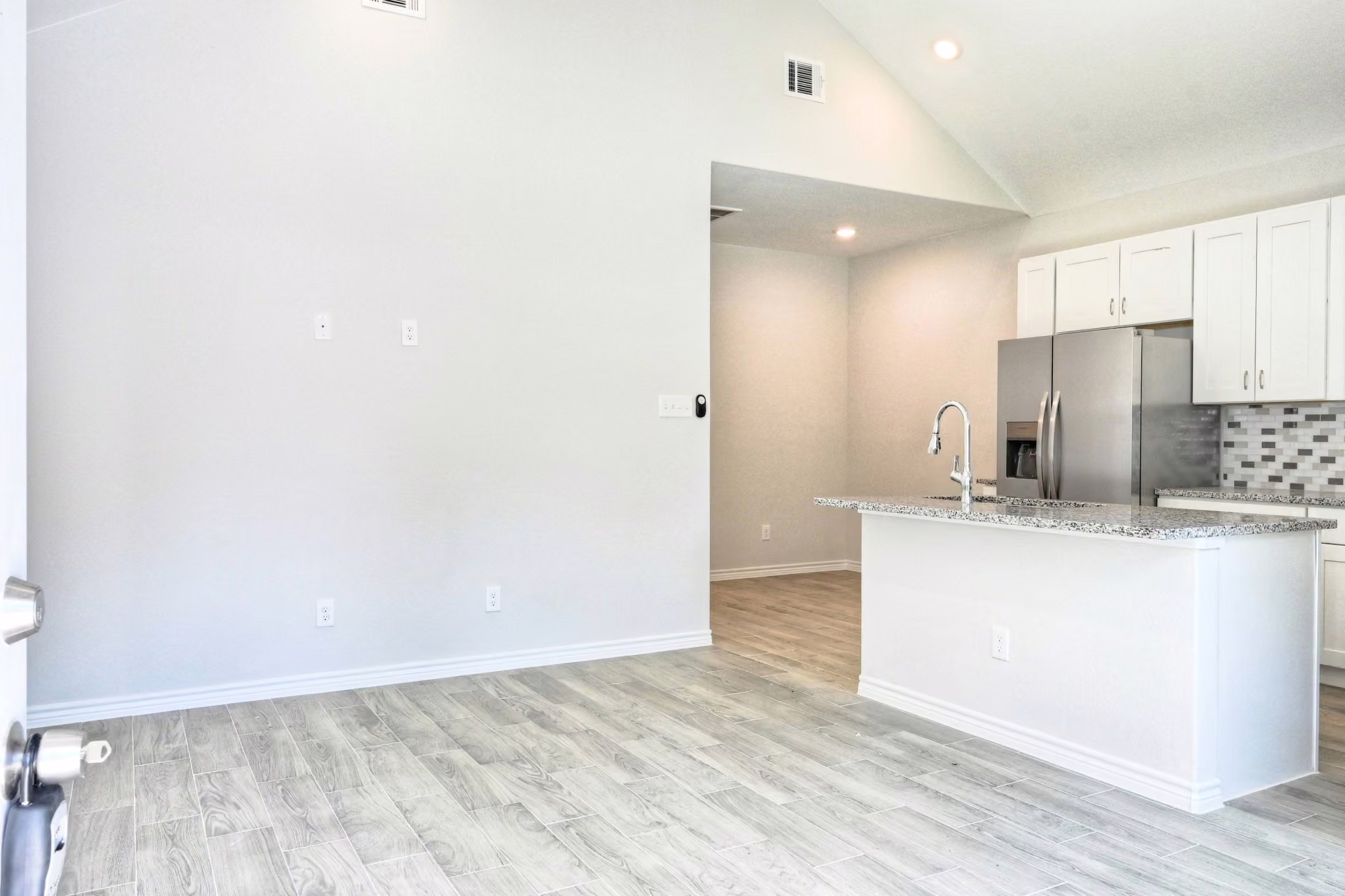 Photo 3 of 11789 WHITE CEDAR, Willis, TX