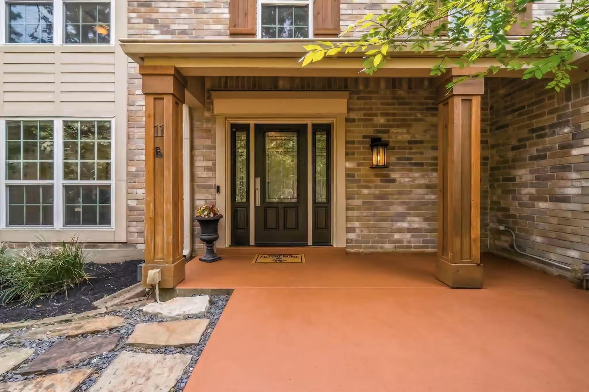 Photo 7 of 11 Thorn Berry Place, The Woodlands, TX