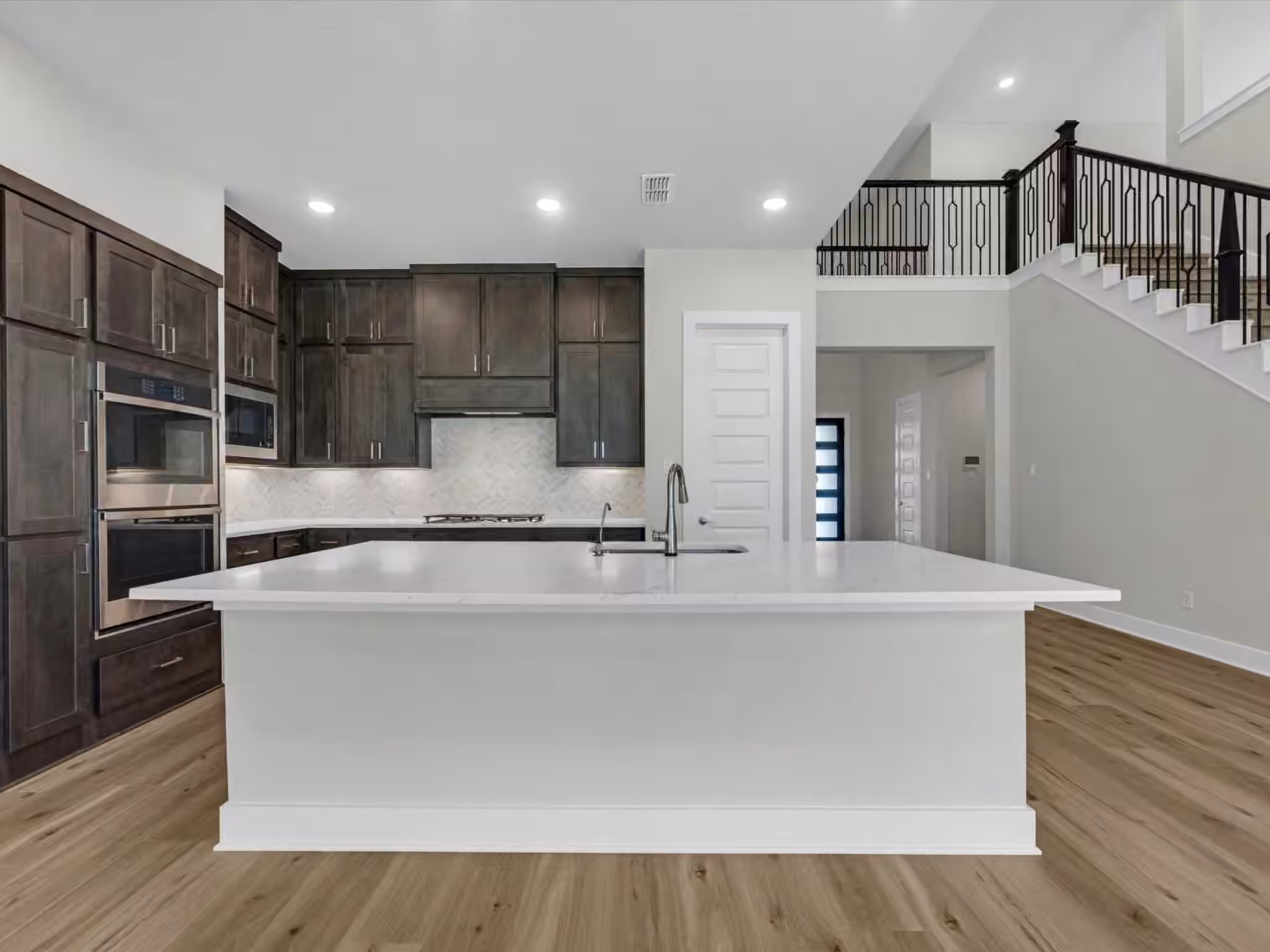 Photo 3 of 19711 Jessica View Circle, Cypress, TX