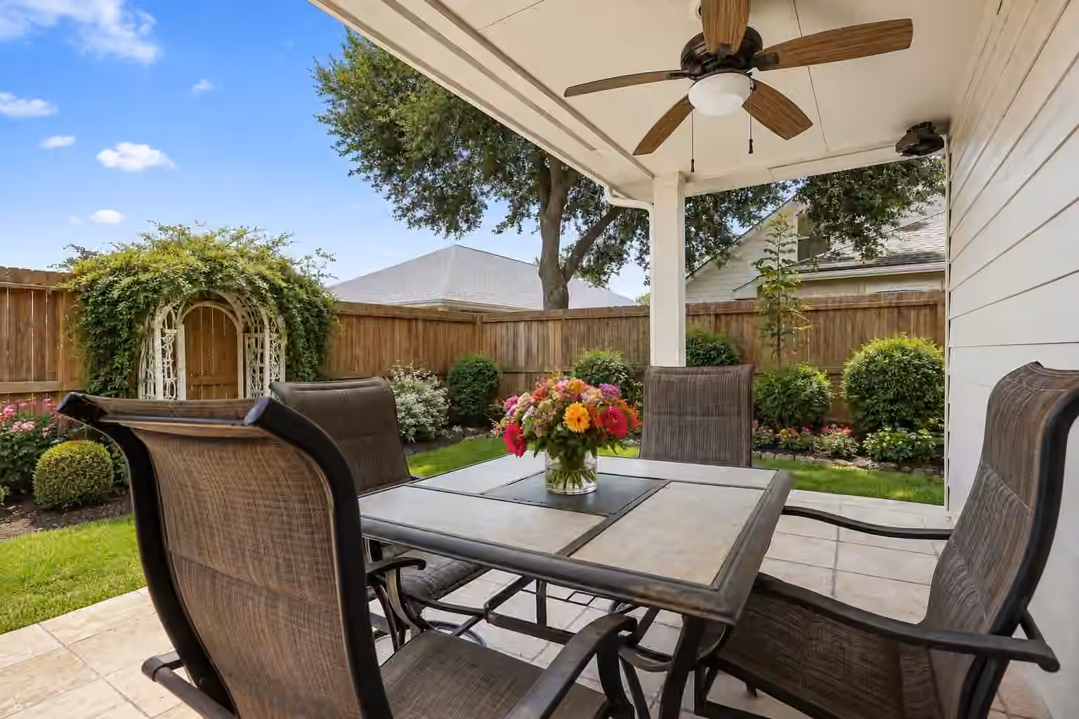 Photo 6 of 1242 Modena Drive, Pearland, TX