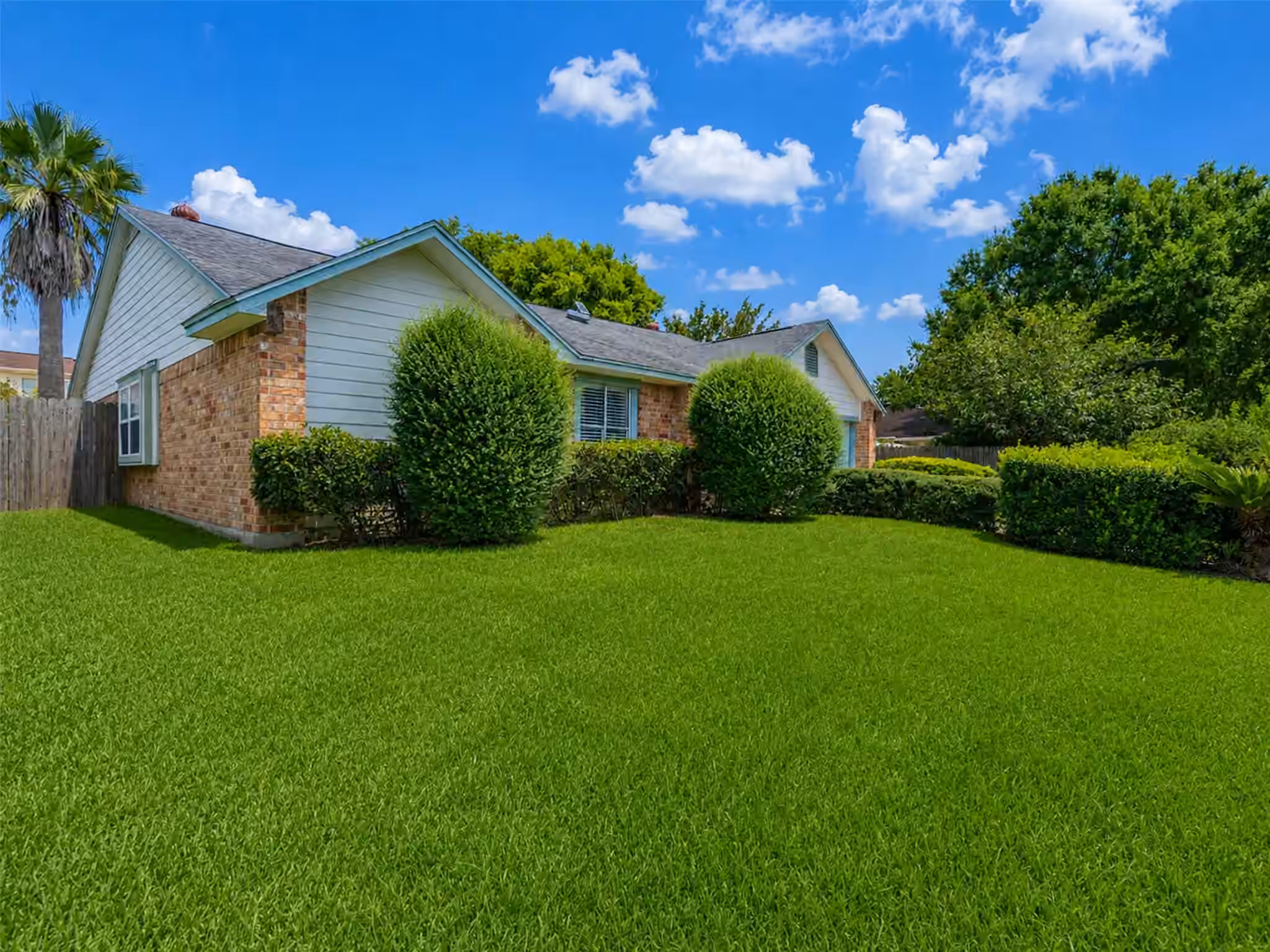 Photo 2 of 3814 Gamlin Bend Drive, Houston, TX