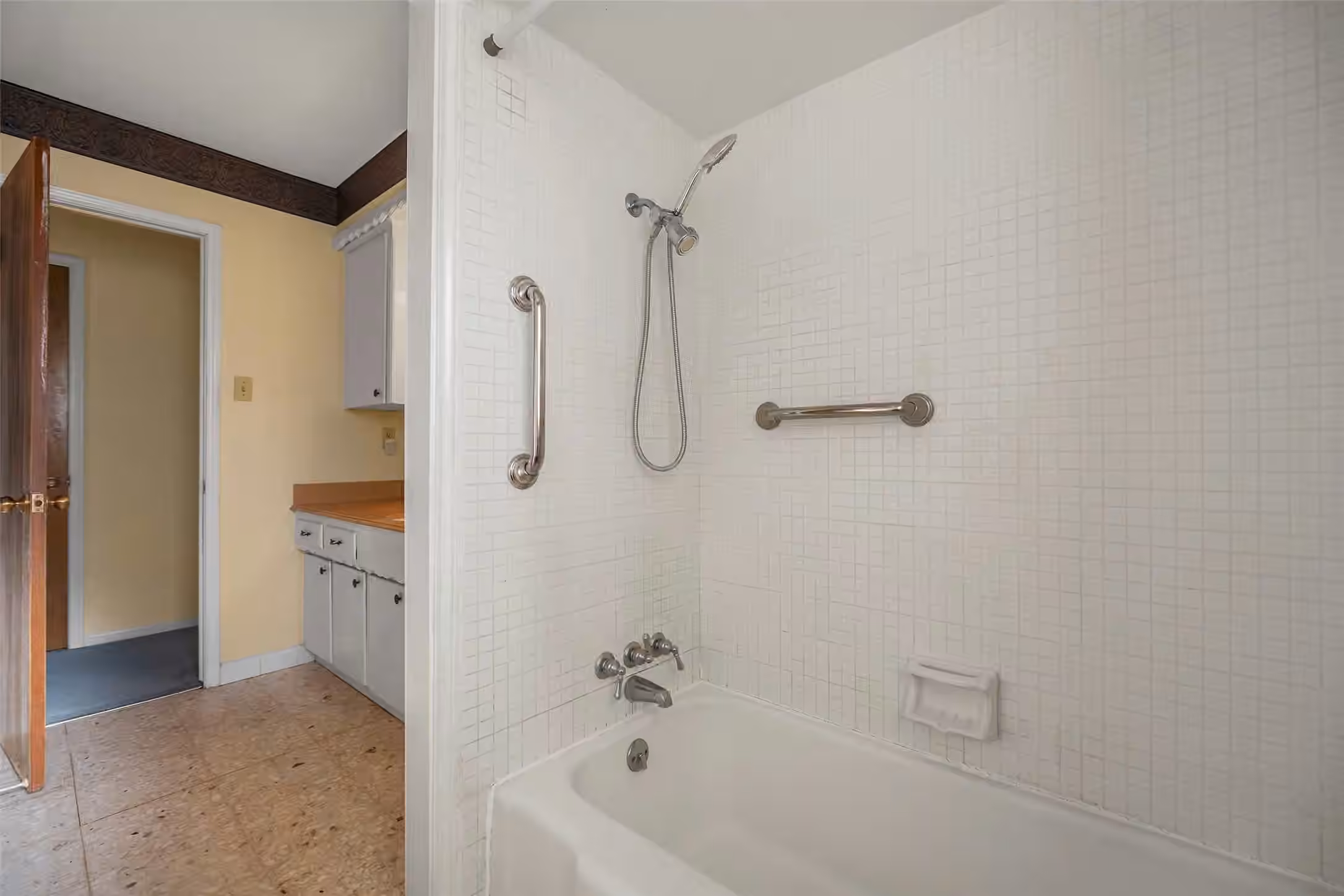 Photo 6 of 1102 Doral Lane, Houston, TX
