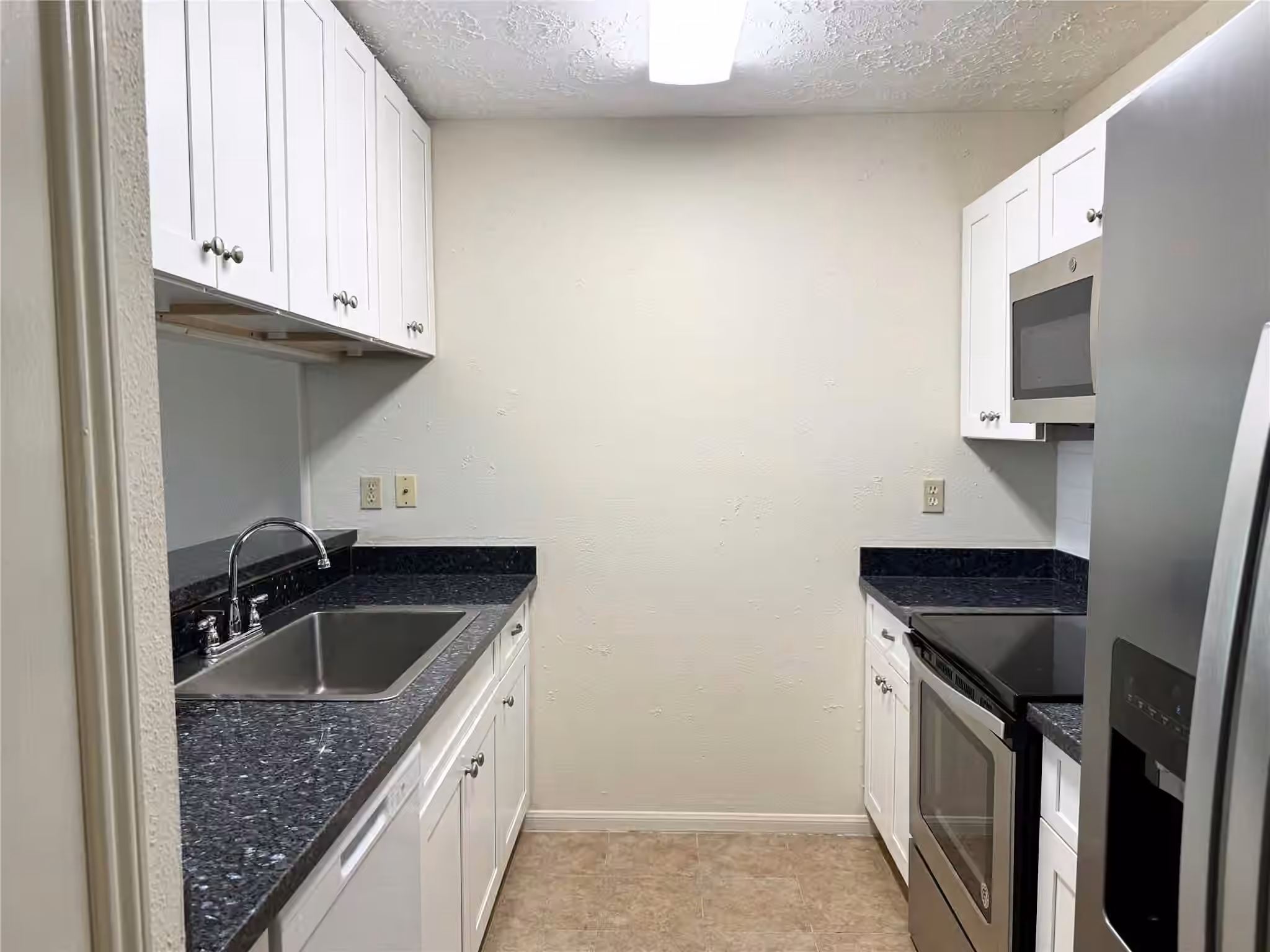 Photo 3 of 8952 Wilcrest Drive, Houston, TX