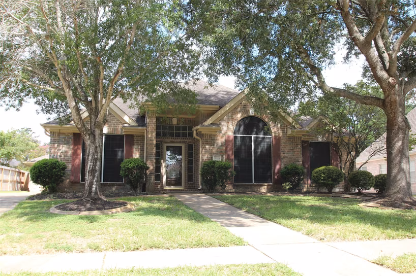 Photo 2 of 21806 Moortown Circle, Katy, TX